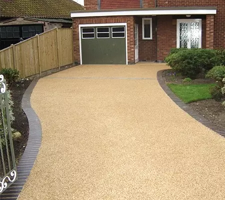 resin bound driveway installation